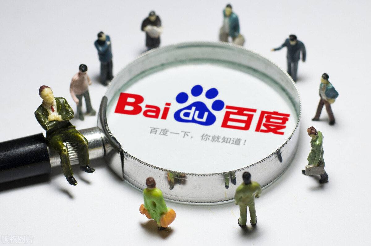 新生儿转运时从推车坠落